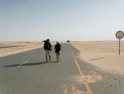 Healing & Traveling: Cara Generasi Muda Menemukan Ketenangan di Tengah Hiruk Pikuk Kehidupan